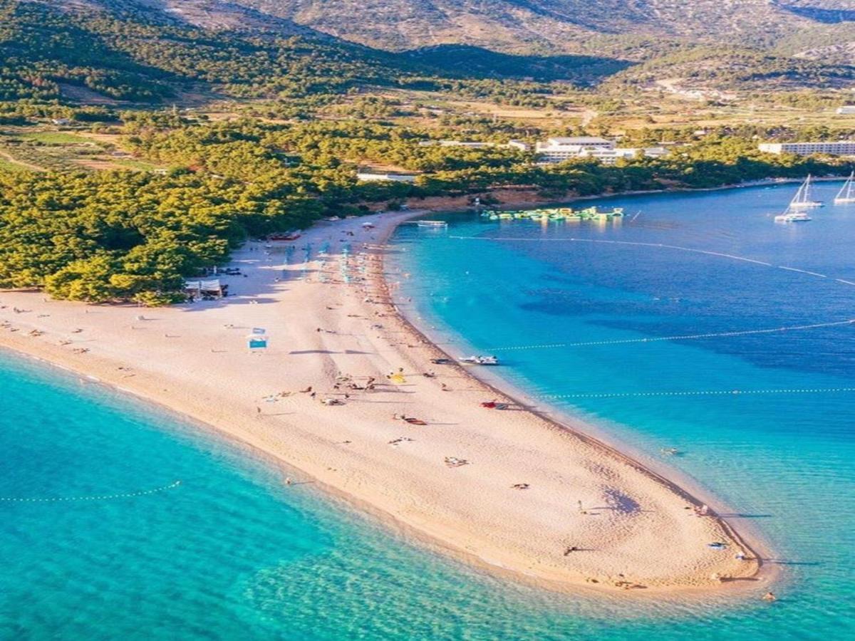 Villa Mira Bol Exteriér fotografie