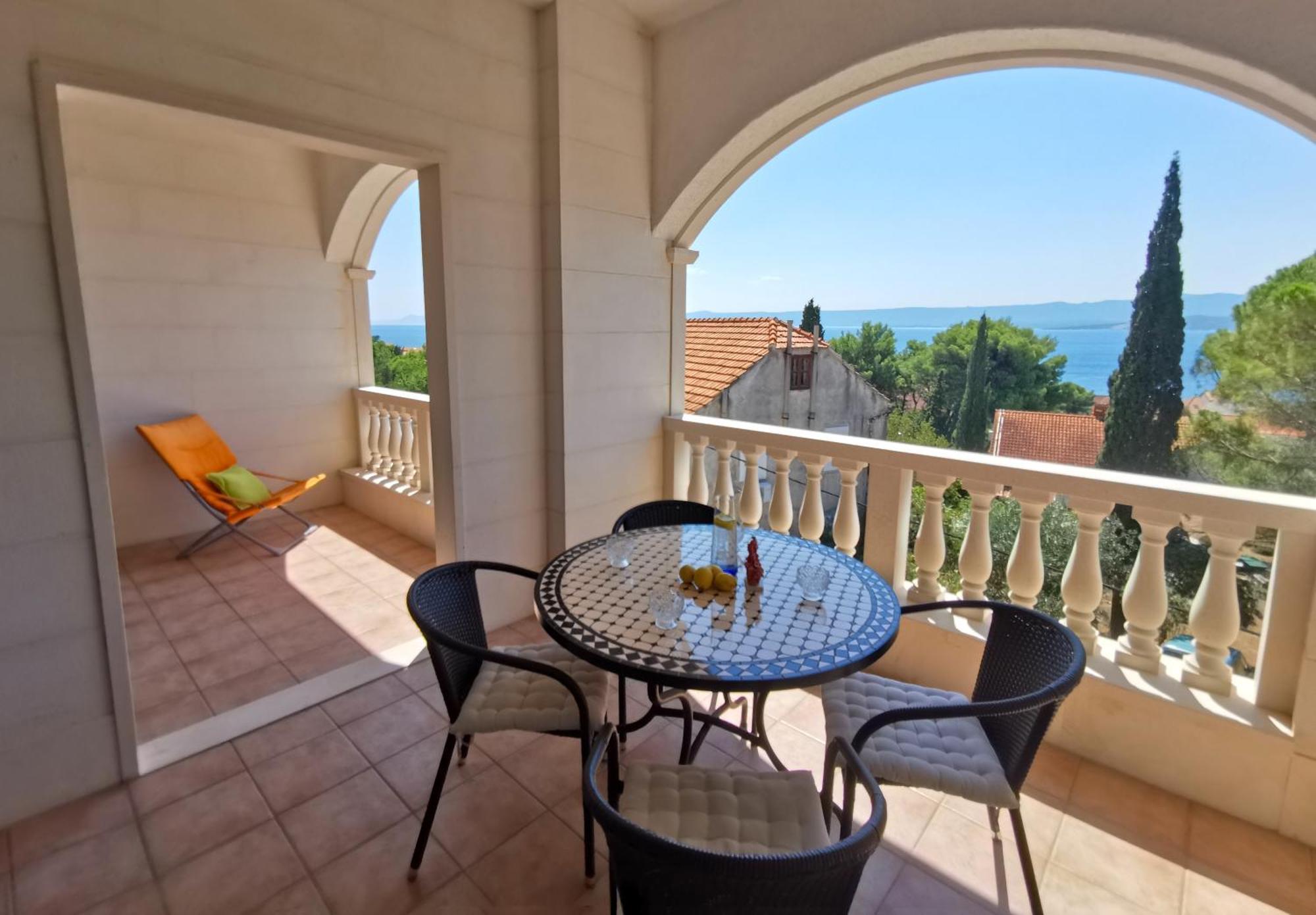 Villa Mira Bol Pokoj fotografie